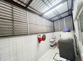 3 Bedroom Townhouse for sale at Kasa Deva Sathon - Kanlapaphruek, Bang Bon, Bang Bon, Bangkok, Thailand