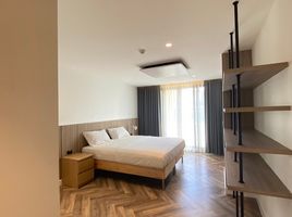 3 Schlafzimmer Appartement zu vermieten im The Pentacles, Khlong Tan Nuea