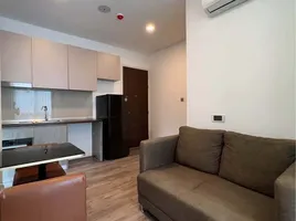 ขายคอนโด 2 ห้องนอน ในโครงการ Brown Condo Ratchada 32, จันทรเกษม
