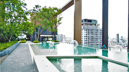 Photos 1 of the Communal Pool at Whizdom Avenue Ratchada - Ladprao