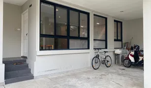 曼谷 Phra Khanong SW 38 Place 2 卧室 屋 售 