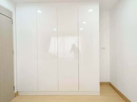 ขายคอนโด 2 ห้องนอน ในโครงการ อัญชันคอนโดมิเนียม, ประเวศ, ประเวศ