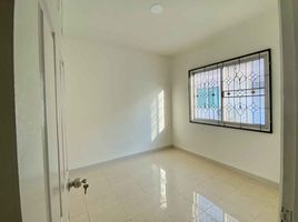 3 Bedroom Townhouse for sale at Nirun Ville 6, Bang Chalong