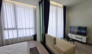 1 Bedroom Condo for sale in Bang Lamphu Lang, Bangkok Chapter Charoennakorn-Riverside