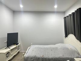 4 Schlafzimmer Reihenhaus zu verkaufen im Siri Place Rungsit , Suan Phrik Thai