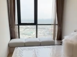 1 Bedroom Condo for rent at Oka Haus, Khlong Tan, Khlong Toei