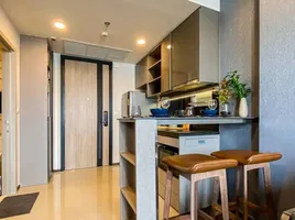 Studio Apartment for rent at Oka Haus, Khlong Tan