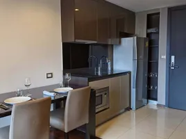 1 спален Кондо в аренду в The Address Sukhumvit 61, Khlong Tan Nuea