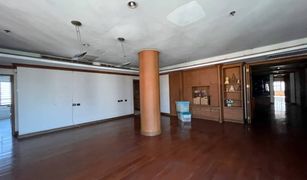 3 Bedrooms Penthouse for sale in Khlong Tan Nuea, Bangkok Moon Tower
