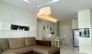 2 Bedrooms Condo for sale in Hua Mak, Bangkok The Fourwings Residence 