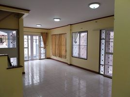 3 Schlafzimmer Haus zu vermieten im Baan Parichart Sampran, Bang Krathuek, Sam Phran, Nakhon Pathom