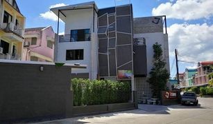 15 Bedrooms Whole Building for sale in Ratsada, Phuket 