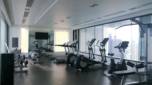 3D视图 of the Fitnessstudio at Edge Sukhumvit 23