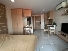 Studio Wohnung zu verkaufen im Whale Marina Condo, Na Chom Thian, Sattahip