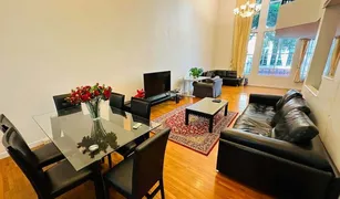 5 Bedrooms Townhouse for sale in Khlong Tan Nuea, Bangkok Baan Klang Krung (British Town -Thonglor)