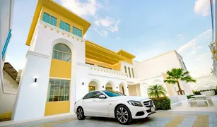 5 Schlafzimmern Villa zu verkaufen in Bueng, Pattaya 