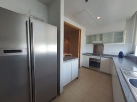 3 спален Кондо в аренду в Millennium Residence, Khlong Toei