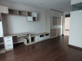 3 Bedroom Apartment for sale at Supalai Prima Riva, Chong Nonsi