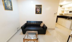 1 Bedroom Condo for sale in Khlong Toei, Bangkok The Prime Suites