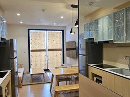 2 Bedroom Condo for rent at Maru Ekkamai 2, Khlong Tan Nuea, Watthana