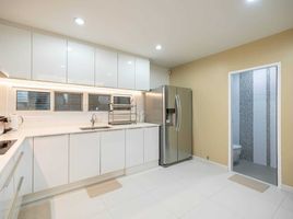 3 Bedroom Townhouse for rent at Bless Town Sukhumvit 50, Phra Khanong