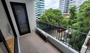曼谷 Khlong Tan Nuea Icon II 2 卧室 公寓 售 
