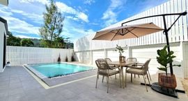 Available Units at Grand Boat Plaza