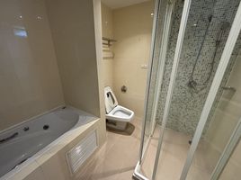 3 спален Квартира в аренду в UN Residence, Khlong Tan Nuea