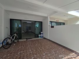 3 Schlafzimmer Villa zu vermieten im Sintawee Suanthon 1, Bang Mot, Thung Khru