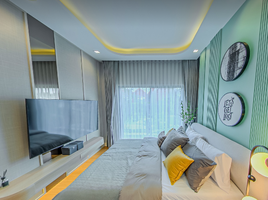 4 Bedroom Villa for sale at Venue ID Mortorway-Rama9, Khlong Song Ton Nun