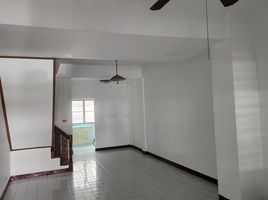 2 Bedroom Townhouse for rent at Baan Wongsakron, Sam Wa Tawan Tok