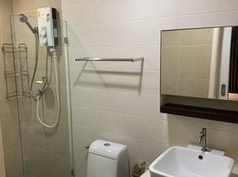 2 Schlafzimmer Appartement zu verkaufen im Whizdom Punnawithi Station, Bang Chak