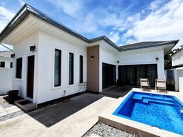 2 Schlafzimmer Villa zu verkaufen in Klaeng, Rayong, Kram