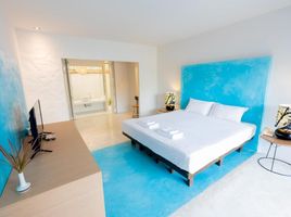 28 Bedroom Hotel for sale in Khao Takiab Beach, Nong Kae, Nong Kae