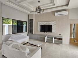 4 Schlafzimmer Villa zu verkaufen in Pattaya, Chon Buri, Nong Prue, Pattaya