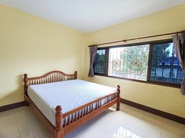 3 Schlafzimmer Haus zu vermieten im Baan Suan Neramit 5, Si Sunthon