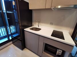 2 спален Кондо в аренду в Life Asoke Rama 9, Makkasan, Ратчатхещи