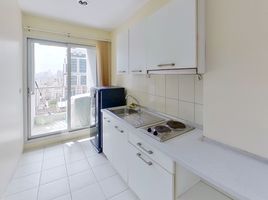 1 спален Квартира в аренду в Life At Sathorn 10, Si Lom