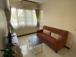 2 Schlafzimmer Appartement zu vermieten im Charming Resident Ekkamai , Phra Khanong Nuea