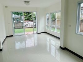 3 Bedroom House for sale at Wararom Charoenmuang, Ton Pao