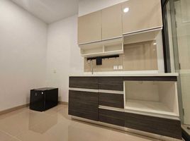 1 Bedroom Condo for sale at Supalai Lite Thaphra-Wongwian Yai, Wat Tha Phra