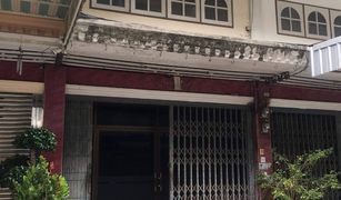 3 Bedrooms Townhouse for sale in Bang Kho, Bangkok 