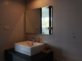 1 Schlafzimmer Wohnung zu verkaufen im Bayshore Oceanview Condominium, Patong