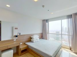 2 спален Кондо в аренду в Rhythm Sathorn, Thung Wat Don