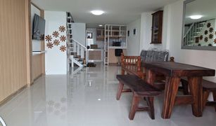 2 Bedrooms Townhouse for sale in Cha-Am, Phetchaburi 