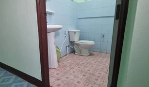 2 Bedrooms House for sale in Thung Fai, Lampang 