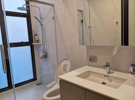 1 Bedroom Condo for sale at Chewathai Residence Asoke, Makkasan