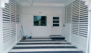 2 chambres Maison de ville a vendre à Pa Tan, Lop Buri 