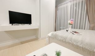 Studio Condo for sale in Talat Phlu, Bangkok Metro Sky Wutthakat