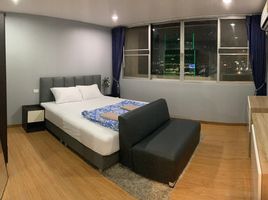 2 Bedroom Condo for rent at Monterey Place, Khlong Toei